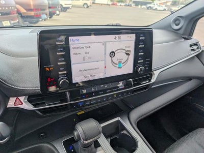 2023 Toyota Sienna Woodland Edition AWD 7-Passenger (Natl)