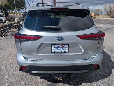 2022 Toyota Highlander Hybrid XLE FWD (Natl)