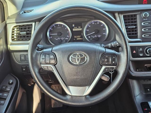 2018 Toyota Highlander LE I4 FWD (Natl)
