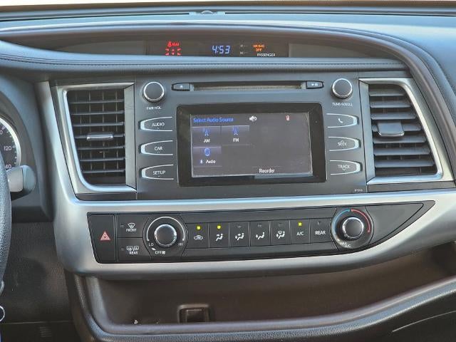 2018 Toyota Highlander LE I4 FWD (Natl)