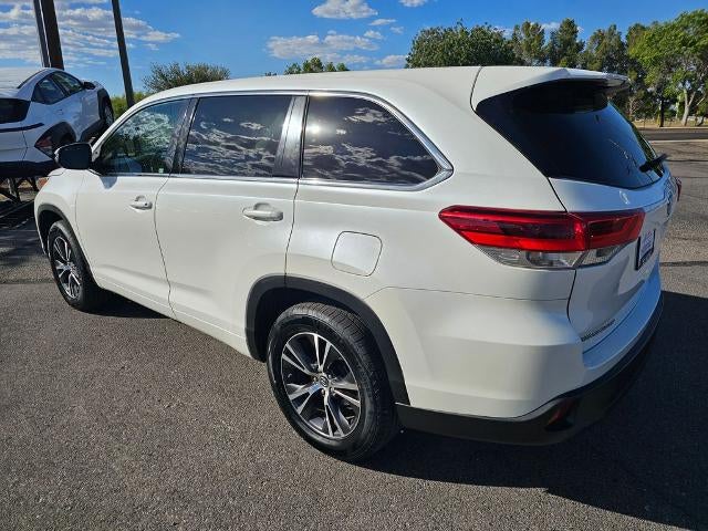 2018 Toyota Highlander LE I4 FWD (Natl)