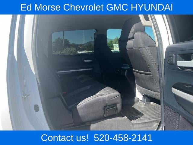 2015 Toyota Tundra 4WD Truck 4WD CrewMax Short Bed 5.7L FFV SR5 (SE)