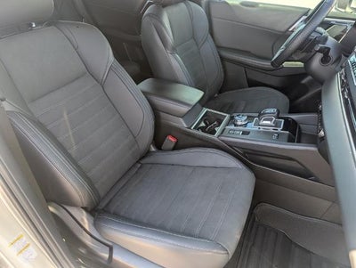 2024 Mitsubishi Outlander Plug-In Hybrid SE S-AWC