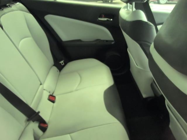 2017 Toyota Prius Four (Natl)