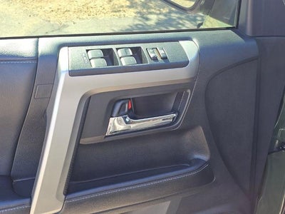 2022 Toyota 4Runner TRD Sport 4WD (Natl)