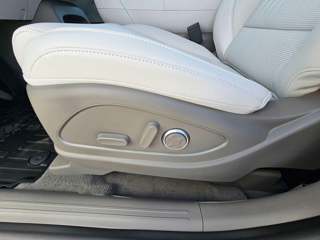 2026 Hyundai PALISADE HYBRID SEL Premium 8P