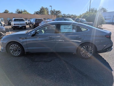 2026 Hyundai SONATA HYBRID SEL