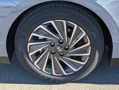 2026 Hyundai SONATA HYBRID SEL