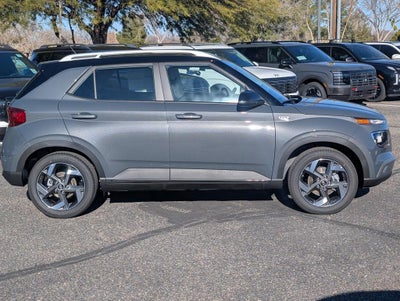 2026 Hyundai VENUE SEL W/Two-Tone Roof
