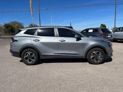 2025 Kia Sportage LX FWD