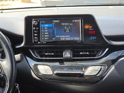 2018 Toyota C-HR XLE FWD (Natl)