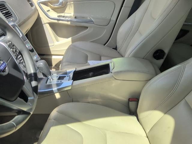 2012 Volvo S60 T5 FWD Auto's photo
